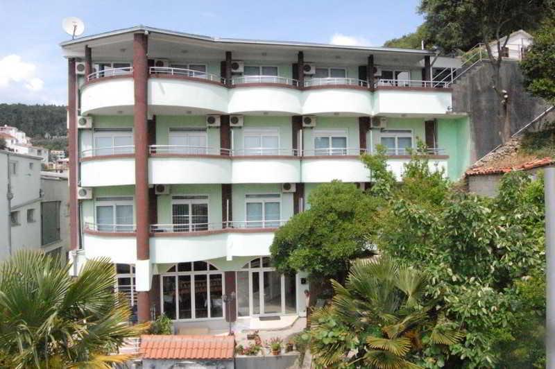 Hotel Hoti Ulcinj Luaran gambar