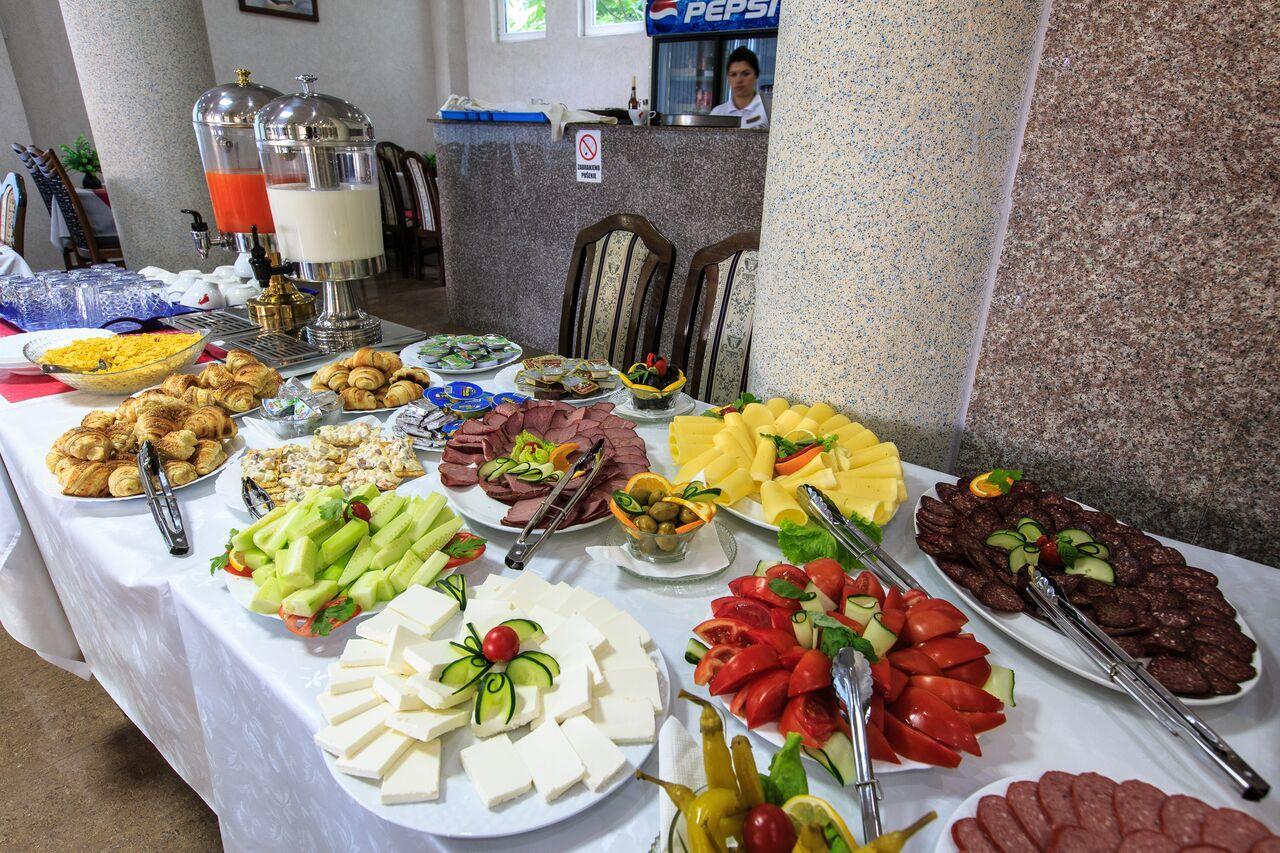 Hotel Hoti Ulcinj Luaran gambar