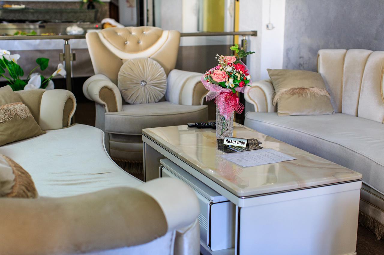 Hotel Hoti Ulcinj Luaran gambar