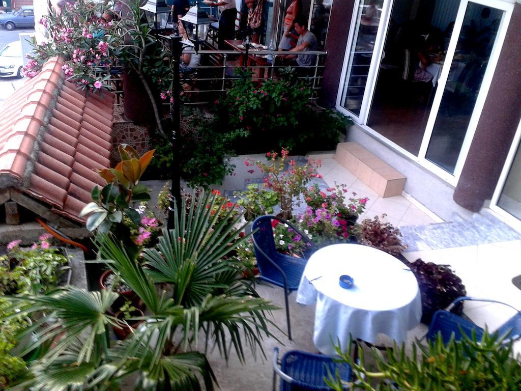 Hotel Hoti Ulcinj Luaran gambar